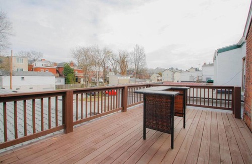 Cherokee Triangle Apartment | Mount Bernadette - Charming historic apartment in the heart of the Louisville Highlands