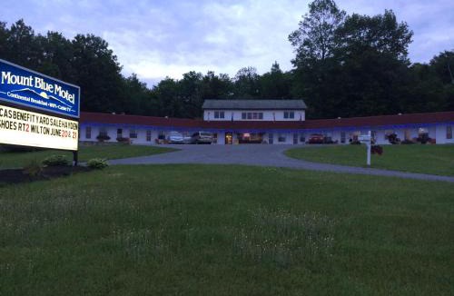 Farmington Hotel | Mount Blue Motel