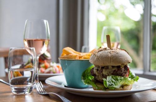 Royal Tunbridge Wells Bed & Breakfast | Mount Edgcumbe