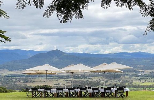 Charlwood Villa | Mount French Lodge