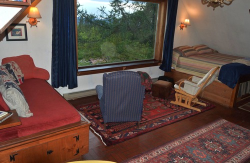 Sheffield House | Mount Harmony Farm Vacation Guest House