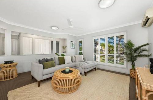 Mount Louisa Apartment | Mount Louisa Magic