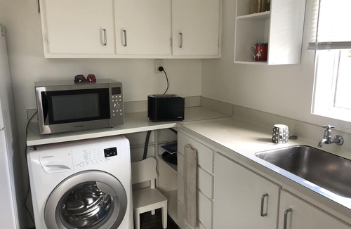 Mount Maunganui House | Mount Maunganui Little Blue Bach