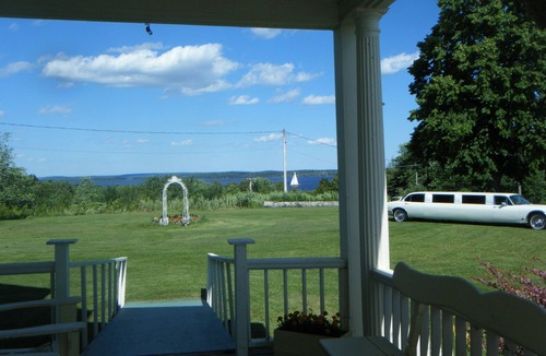 Lincolnville House | Mount n Sea Inn