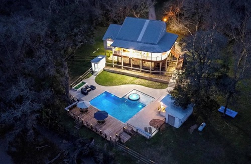 Cedar Lane House | Mount Olive Ranch