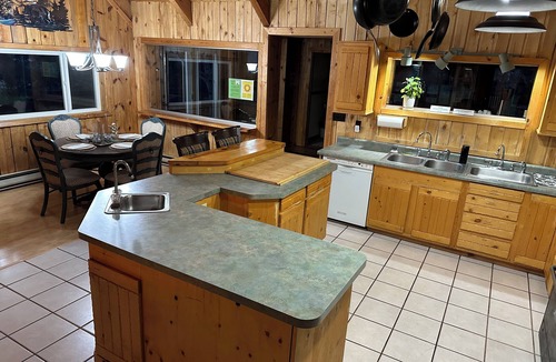 La Sal Cabin | Mount Peale Country Inn near Moab