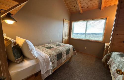 La Sal Bed & Breakfast | Mount Peale Country Inn