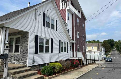 Mount Pleasant House | Mount Pleasant Hideaway