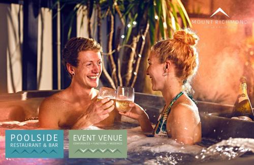 Otahuhu Hotel | Mount Richmond Hotel