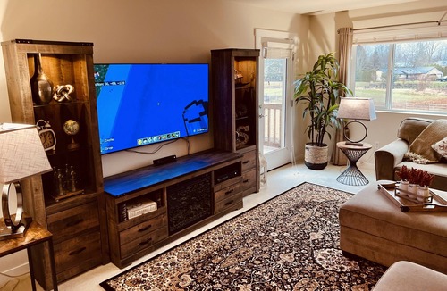 North Bend House | Mount Si Views Downtown North Bend