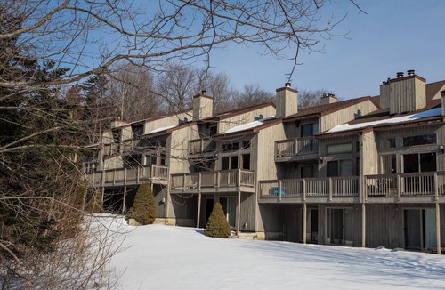 West Dover Hotel | Mount Snow Lodging by Vail Resorts