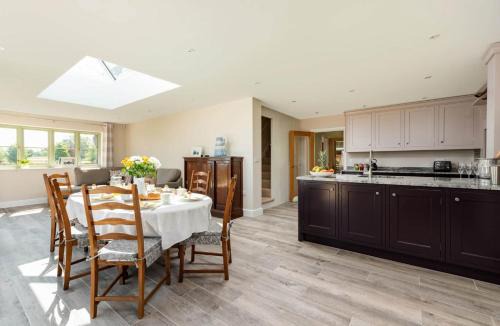 Broadway House | Mount View