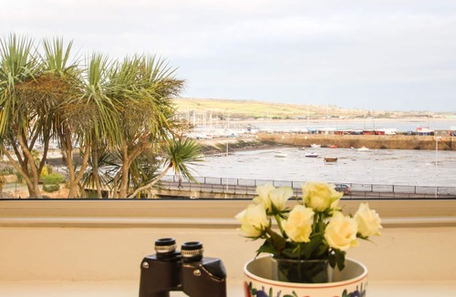 Chysauster Apartment | MOUNT VIEW, pet friendly, character holiday cottage in Penzance