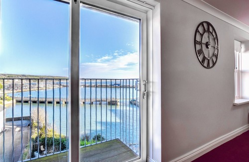 Chysauster Apartment | Mount View - Two Bedroom Apartment, Sleeps 4