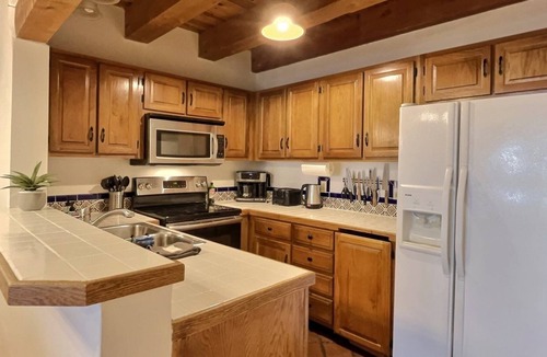 Arroyo Seco Condo | Mountain and Valley View Spacious Condo