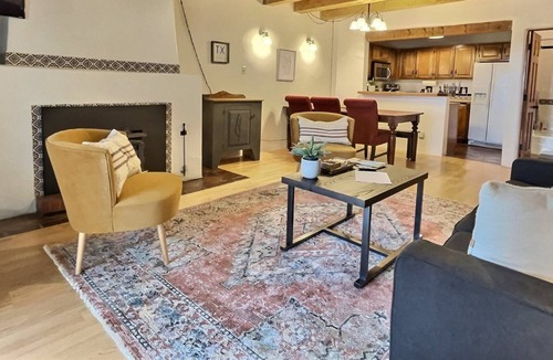 Arroyo Seco Condo | Mountain and Valley View Spacious Condo