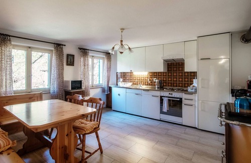 Osco Apartment | Mountain apartment in picturesque Osco (Casa Marusca)