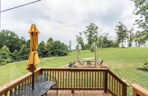 Jamestown Cabin | Mountain Cabin in Jamestown