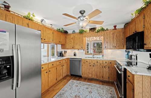 Ferguson Cabin | Mountain Cabin,Panoramic View,Hot Tub, WiFi, Fire Table