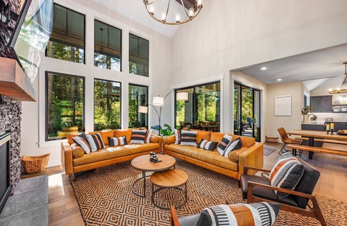 Roslyn House | Mountain Cabin | Private Swim Spa - Where Time is on Your Side W/1PM In/Out