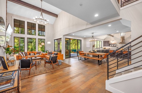 Roslyn House | Mountain Cabin | Private Swim Spa - Where Time is on Your Side W/1PM In/Out