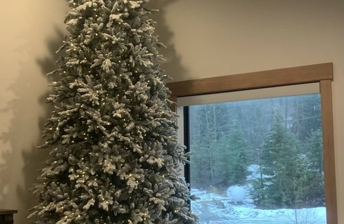 Hyak Cabin | Mountain Cabin