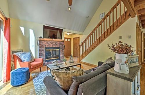 Lake Ariel House | Mountain Cabin w/Deck Near Year-Round Recreation!