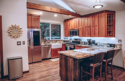 Boulder Creek Cabin | Mountain cabin w/king suite in the Redwoods of the Santa Cruz Mountains