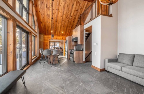 Saint-Philemon House | Mountain chalet with a hot tub | Promontoire-29