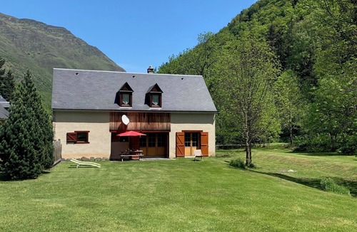 Aragnouet Ski Chalet | Mountain chalet with central fireplace 10 min from Saint-Lary and 30 from Piau