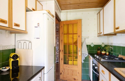 Prullans House | Mountain Chalet with Views, Private Terrace, and Wi-Fi