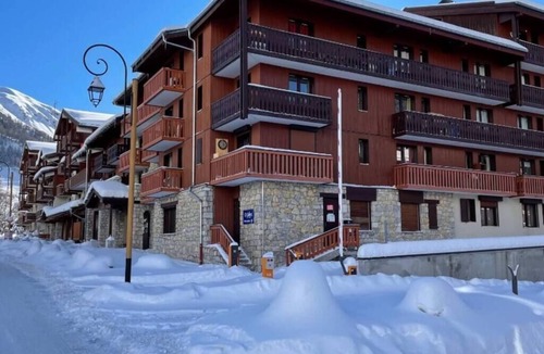 Val-d'Isere Apartment | Mountain Charm