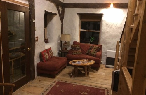Olmstedville Ski Chalet | Mountain Charm in The Adirondacks