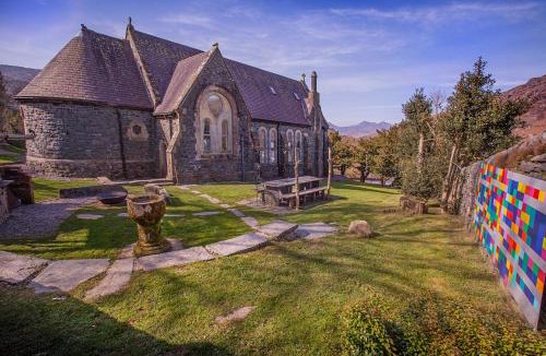 Capel-Curig Villa | Mountain Church