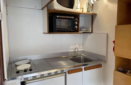 Chantemerle Apartment | Mountain corner studio for 4, Chantemerle - Private parking