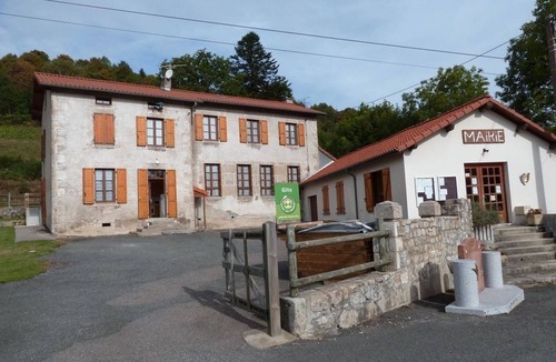 La Chambonie Cottage | Mountain cottage 6 people, pets allowed