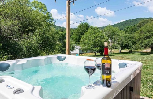 Candler Cottage | Mountain Cottage and Tiny House with hot tub