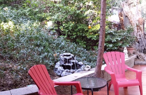 Lake Arrowhead Apartment | Mountain Cottage Serenity Surrounded by Majestic Forests 5 min to Lake Arrowhead