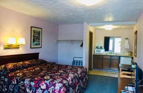 Branson West Hotel | Mountain Country Motor Inn