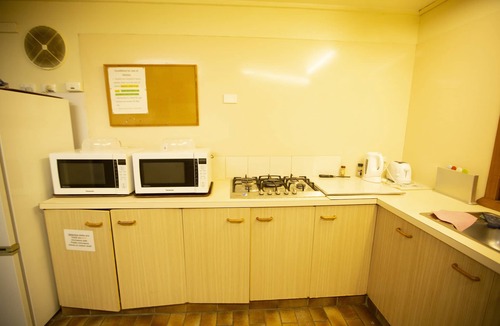 Tawonga Hotel | Mountain Creek Motel