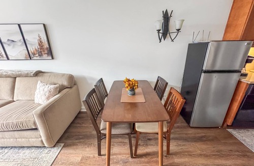 Vernon Condo | Mountain Creek Resort Stay Modern Condo at The Appalachian #330