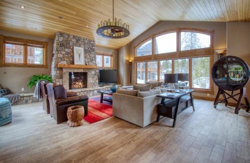 Warrior's Mark West House | Mountain Dream