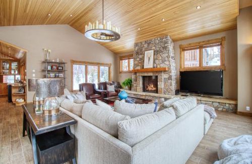 Warrior's Mark West House | Mountain Dream