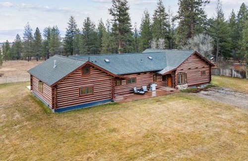 Victor House | Mountain Escape Lodge