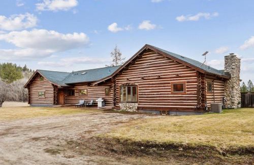 Victor House | Mountain Escape Lodge