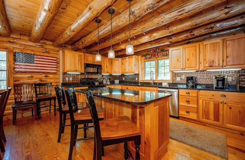 Mountainside House | Mountain Escape w/Fire Pit, Pool Table & Hot Tub!