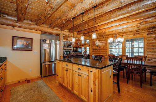 Mountainside House | Mountain Escape w/Fire Pit, Pool Table & Hot Tub!