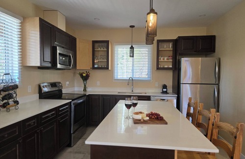 Morin Heights Ski Chalet | Mountain getaway! New cozy and spacious 4BR, 3bath.