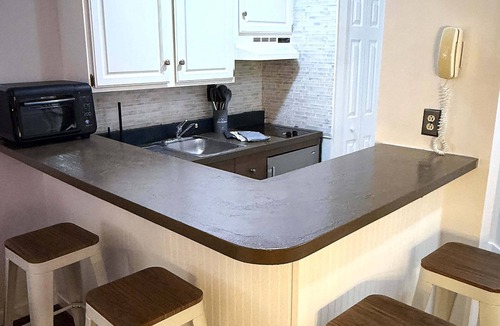 Hancock Apartment | Mountain Getaway Suite Ski OnOff Jiminy Peak - Fully Redone Decor