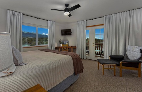 Salida Bed & Breakfast | Mountain Goat Lodge